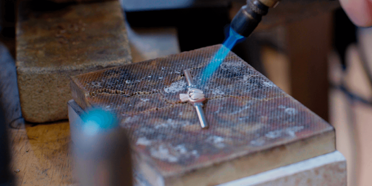 Forge a Claddagh Ring