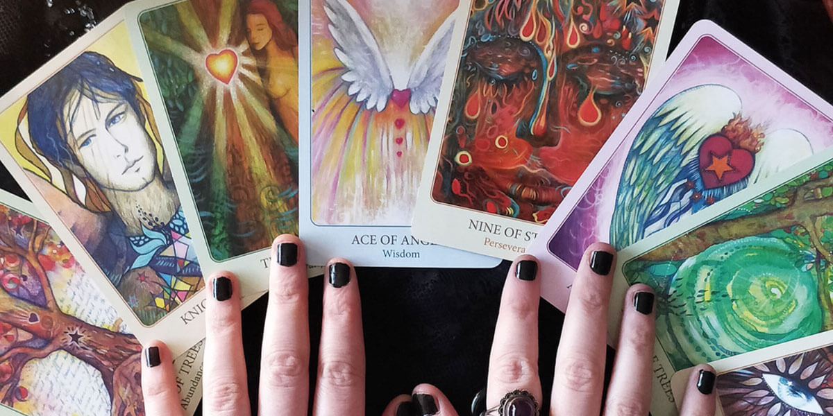 Tarot & Oracle Reading Practice | In-Person Women’s Meetup